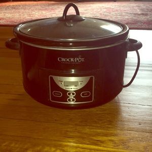 Crockpot!!!! Well taken care of